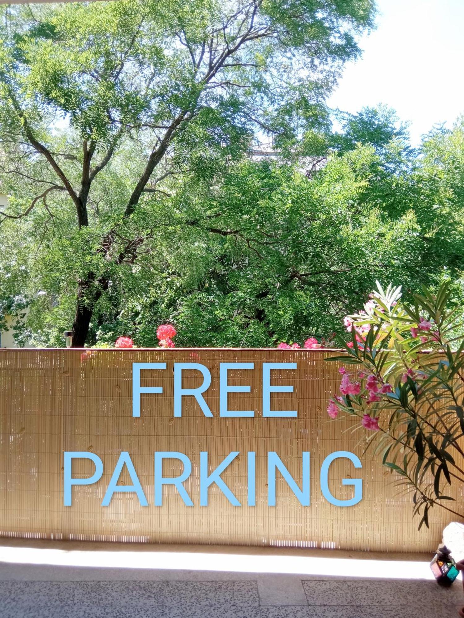 Free Parking, Balcony, Near To City Park Budapesta Exterior foto